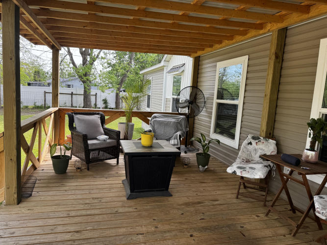 Listing Image 5