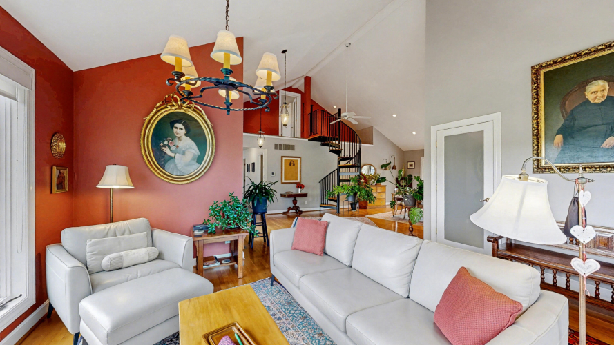 Listing Image 13