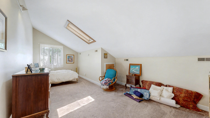 Listing Image 45