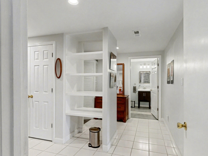 Listing Image 51