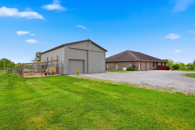 Listing Image 58