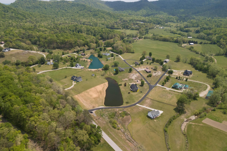Listing Image 17