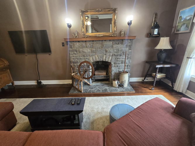 Listing Image 13