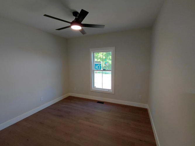 Listing Image 30