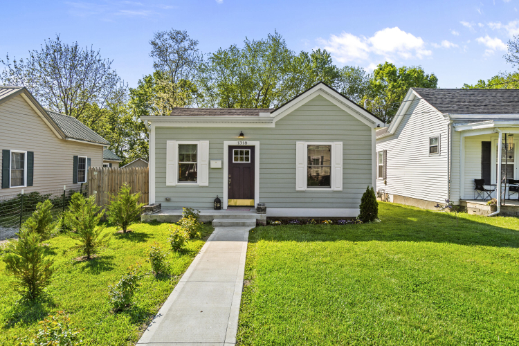 Listing Image 3