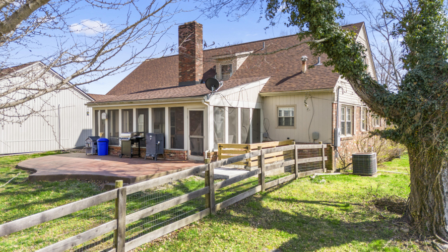 Listing Image 52