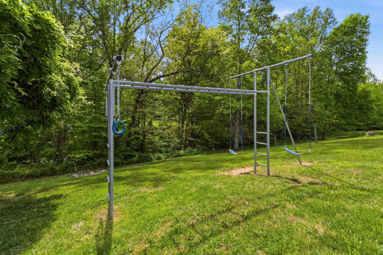 Listing Image 48