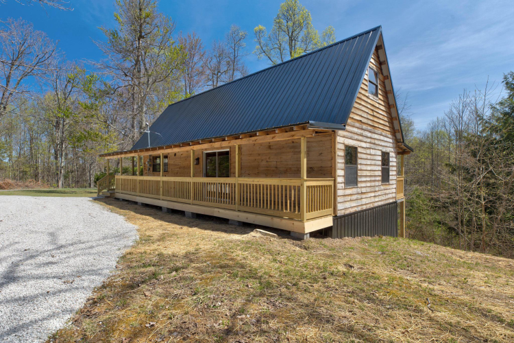 Listing Image 5