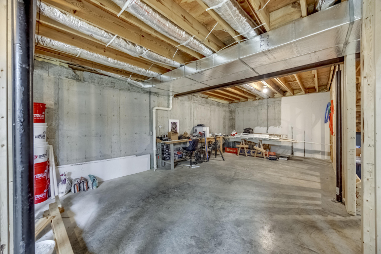 Listing Image 60