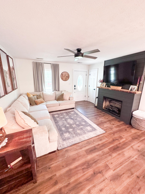 Listing Image 6