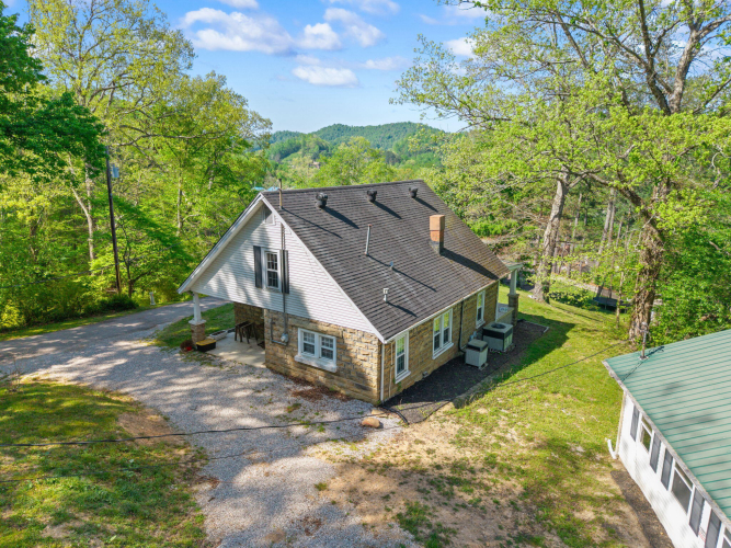 Listing Image 12