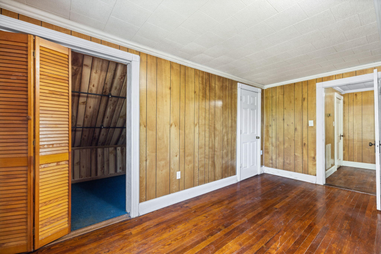 Listing Image 41