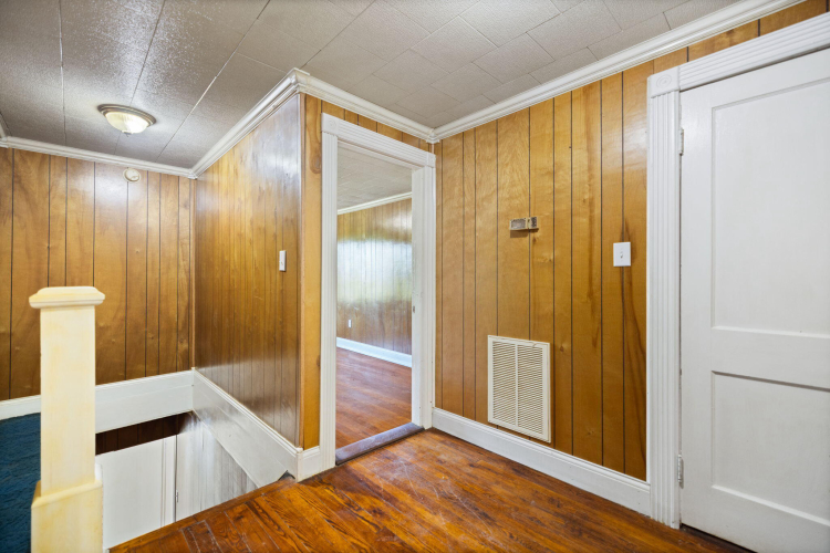 Listing Image 49