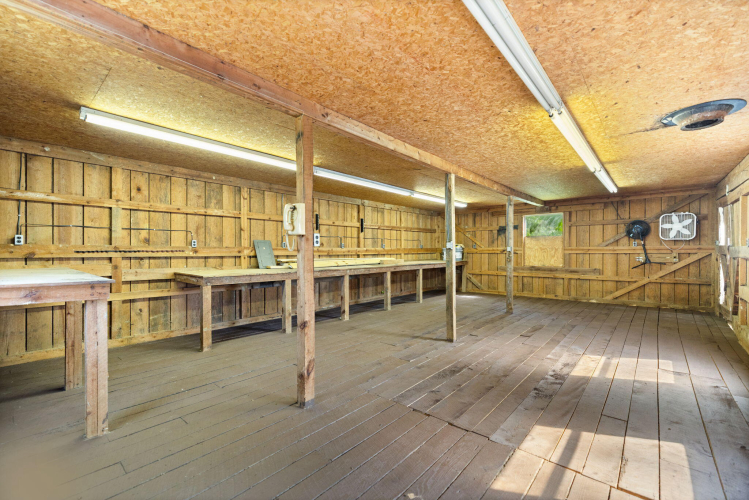 Listing Image 54