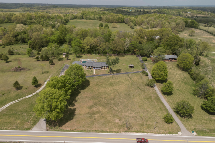 Listing Image 40