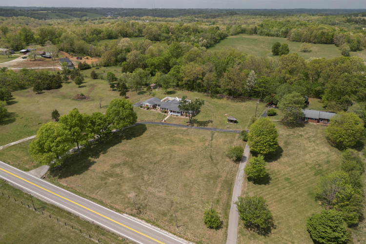 Listing Image 42