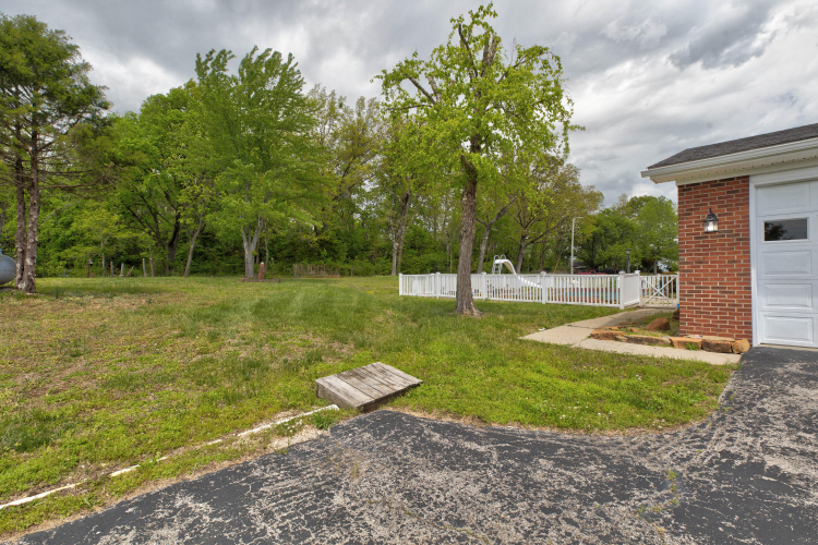 Listing Image 56