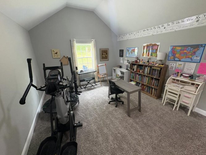 Listing Image 17