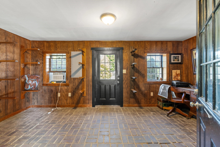Listing Image 29