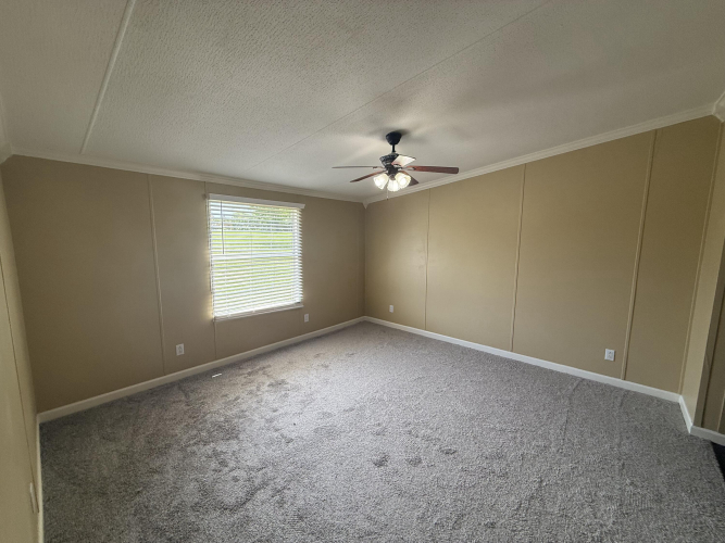 Listing Image 27