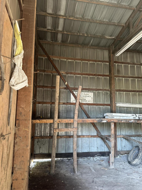 Listing Image 14