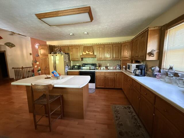 Listing Image 18