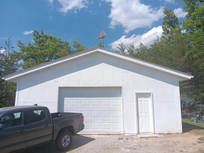 Listing Image 43