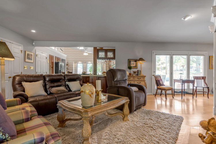 Listing Image 22