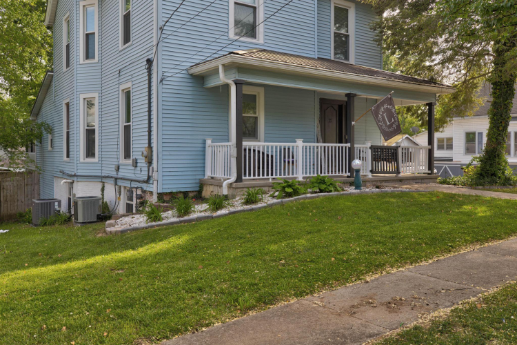Listing Image 7
