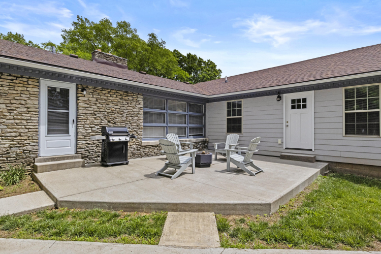 Listing Image 45