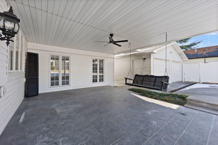 Listing Image 52