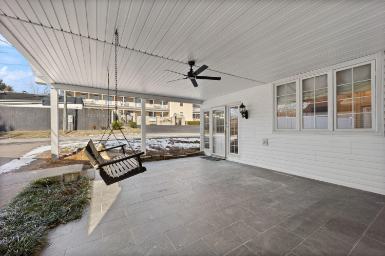 Listing Image 54
