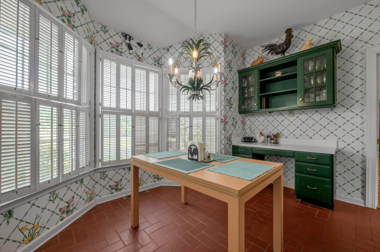 Listing Image 22