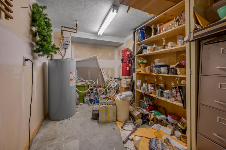 Listing Image 76