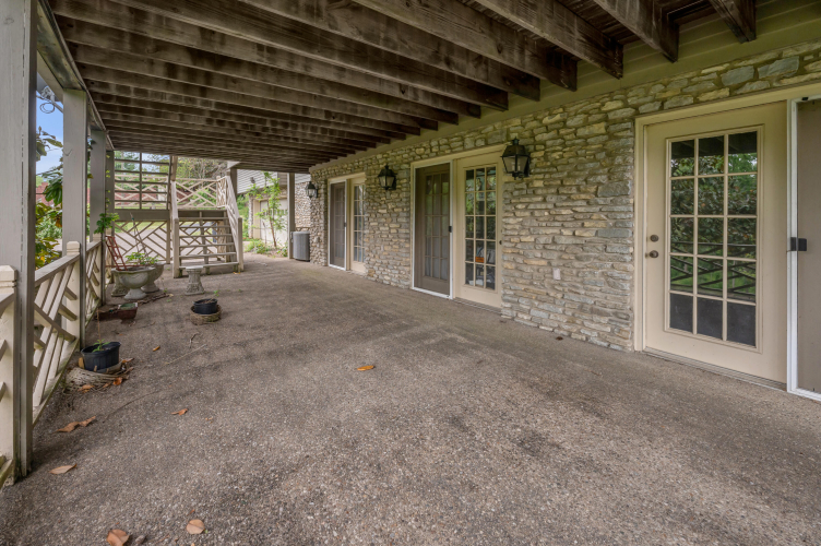 Listing Image 89