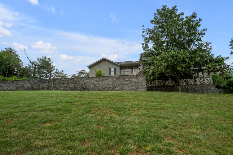 Listing Image 93