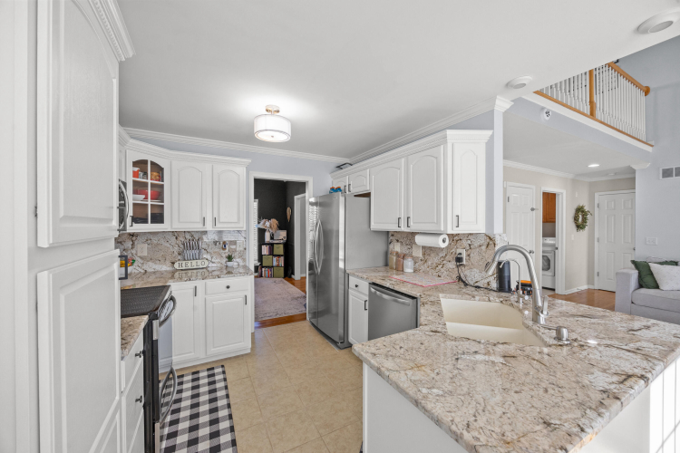 Listing Image 14