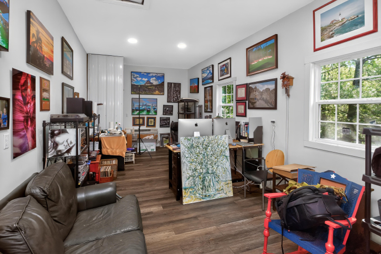 Listing Image 52