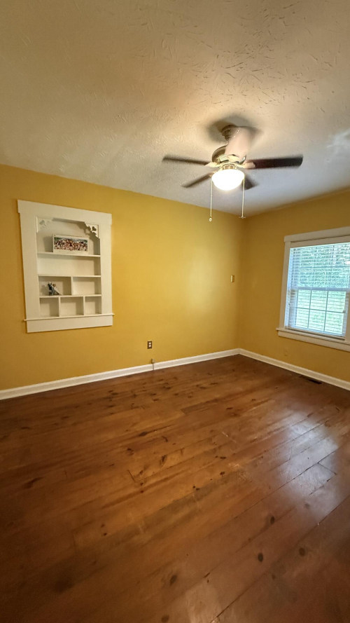 Listing Image 28