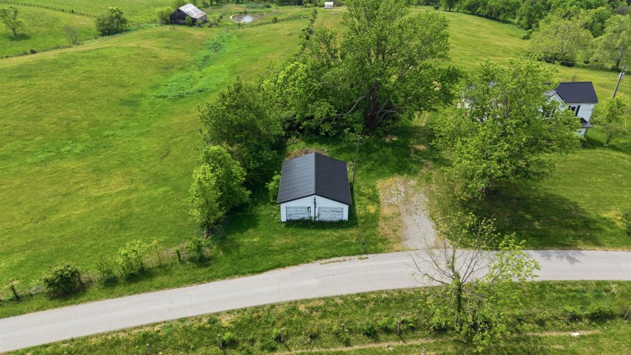 Listing Image 10