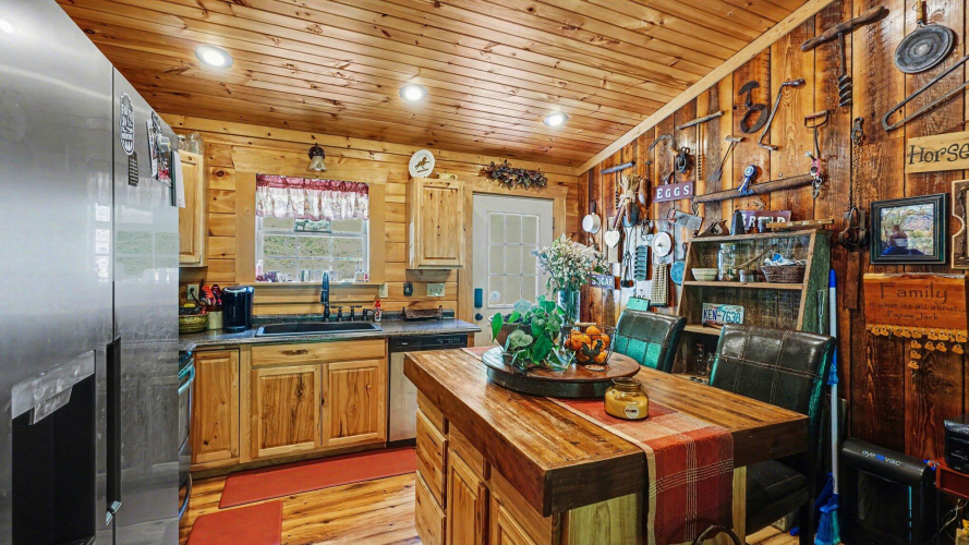 Listing Image 14