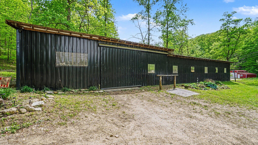 Listing Image 21