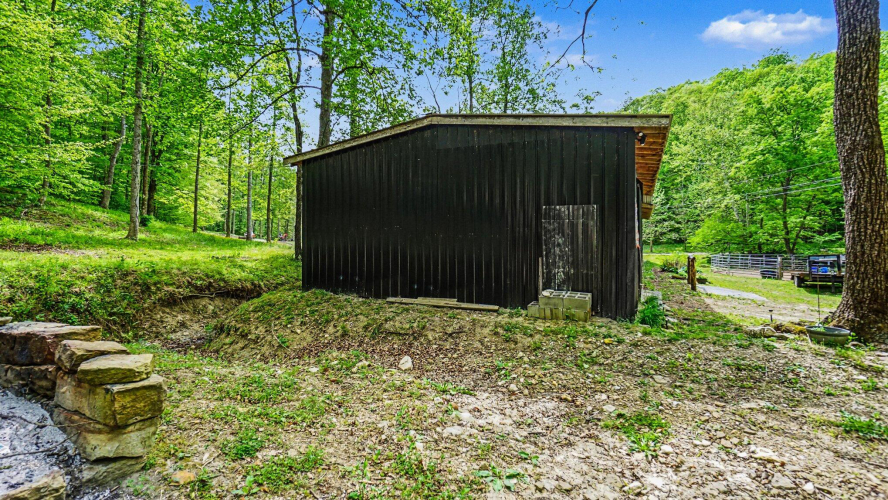 Listing Image 24