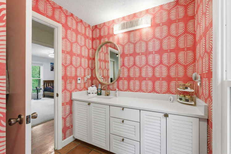 Listing Image 129