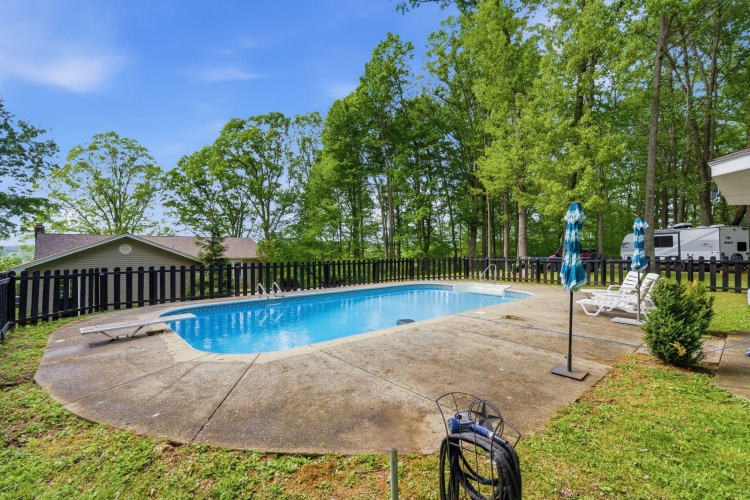 Listing Image 167