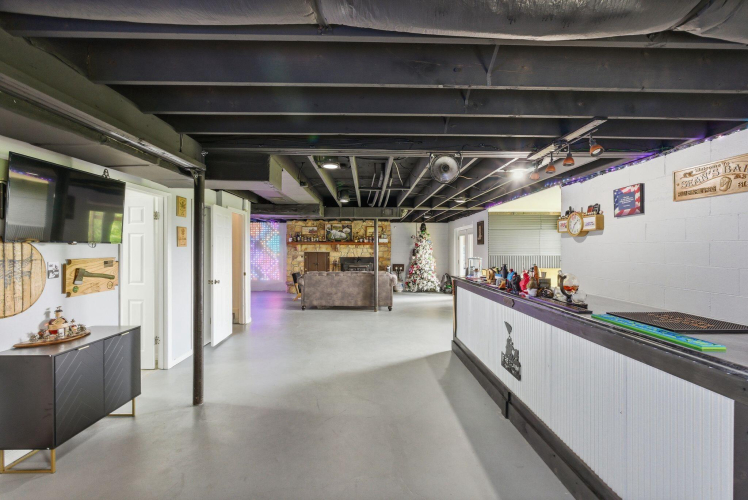 Listing Image 51