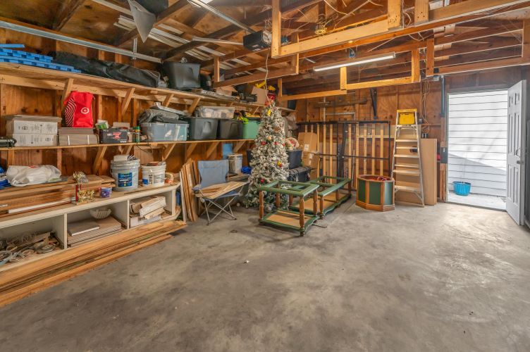 Listing Image 42