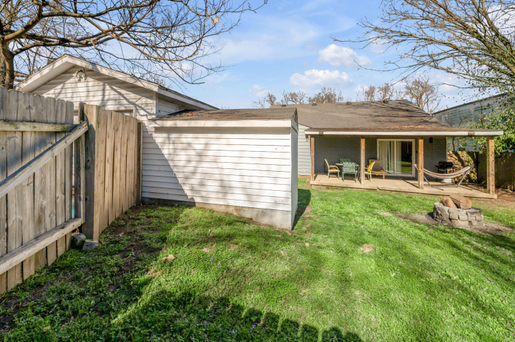 Listing Image 44