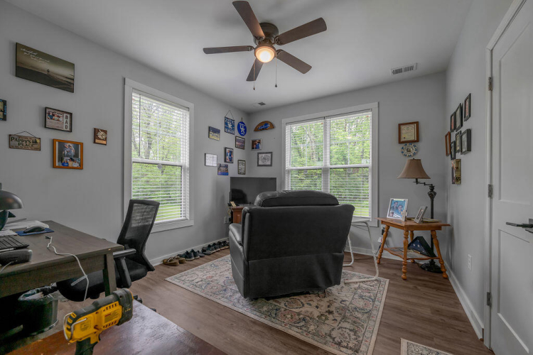 Listing Image 39