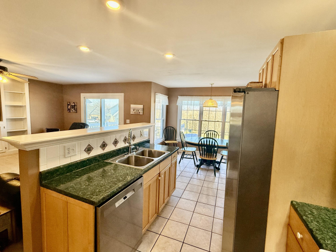 Listing Image 18